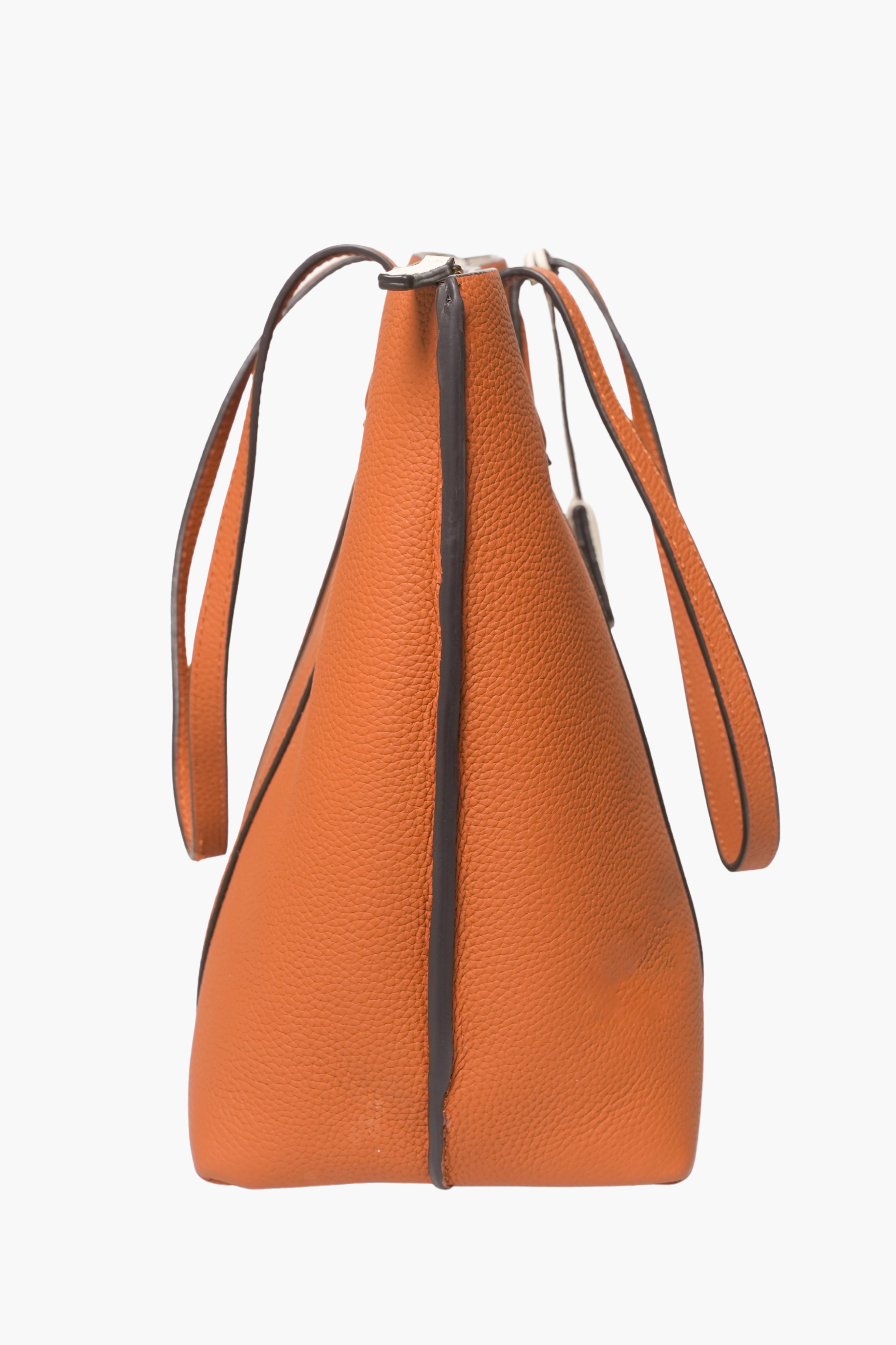 MÚNA DONNA D'AFFARI